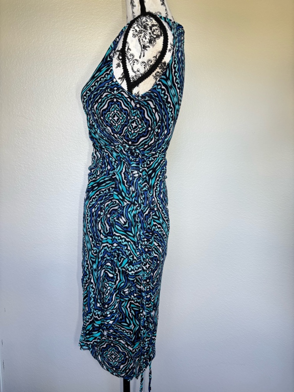 New York & Company Navy Blue and Teal Patterned Wrap Dress like New - Picture 5 of 16